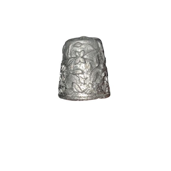 Spring Summer Fall Winter Set of 4 Vintage Pewter Thimbles Festive Art Deco T-1 - Picture 9 of 10